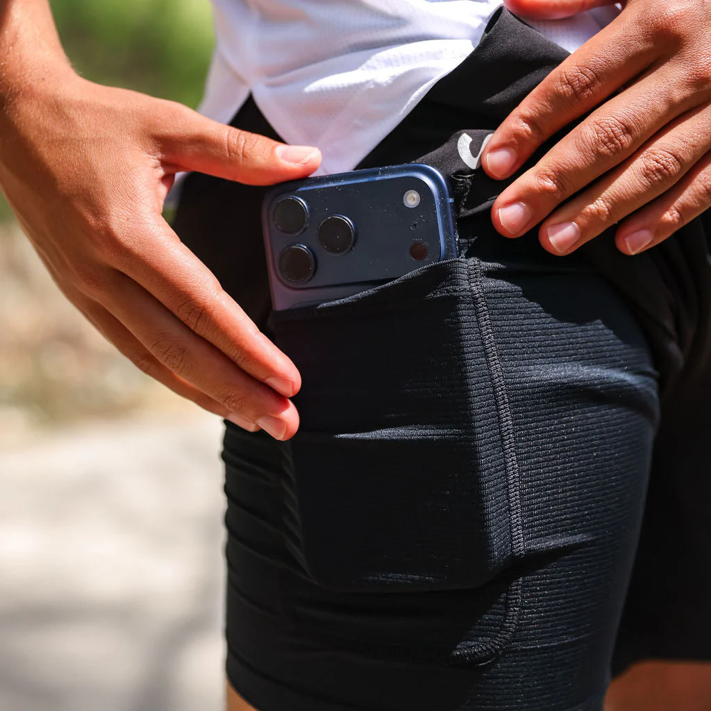 Mens Avigate 5" Fusion Short - Stealth Black - Image 4