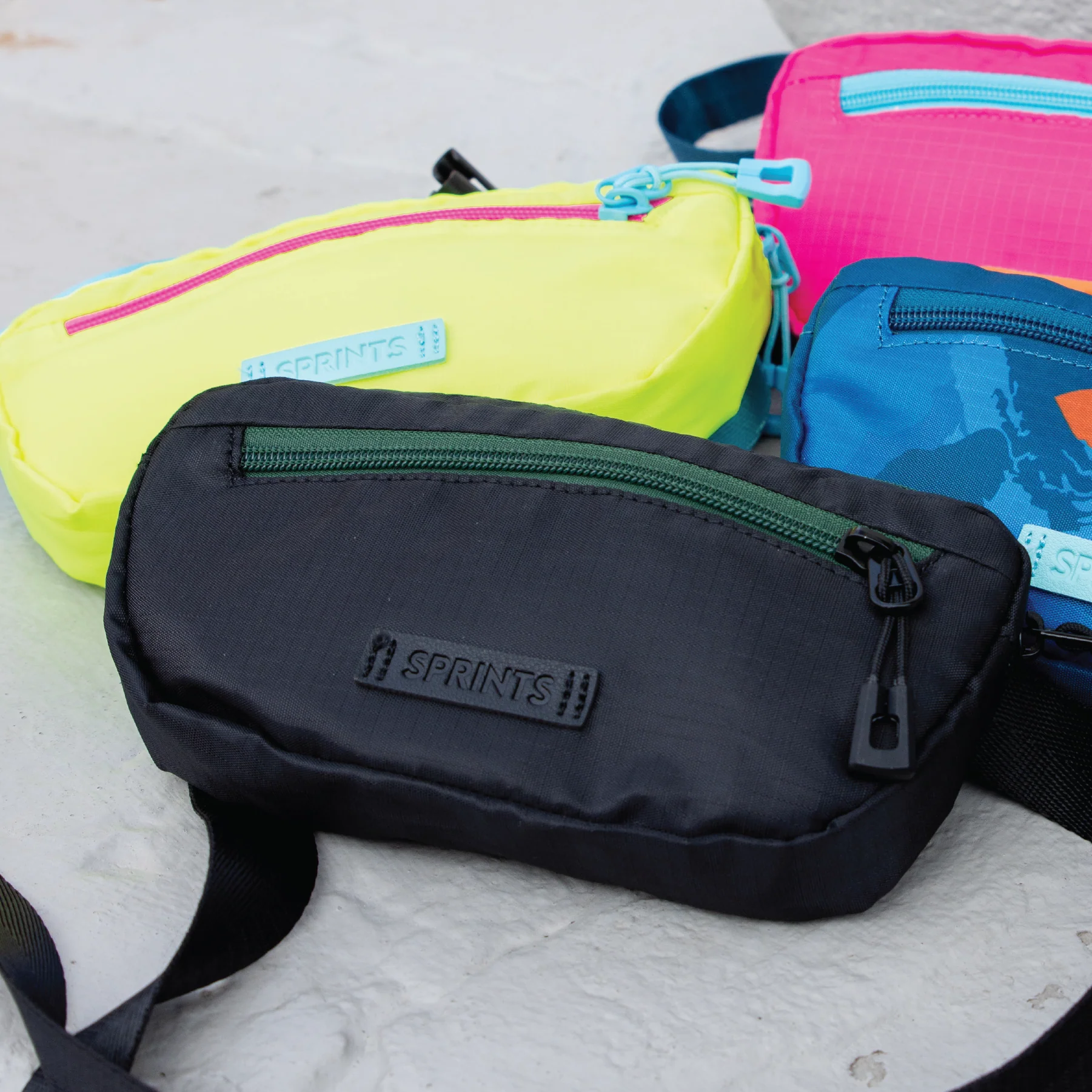 Shadow Noir Sling It Bag - Image 4