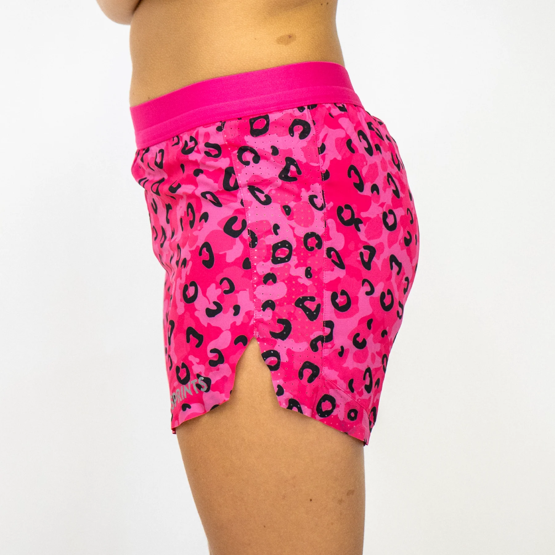 Womens Avigate 4" Mercy Short - Jag Camo Pink - Image 5